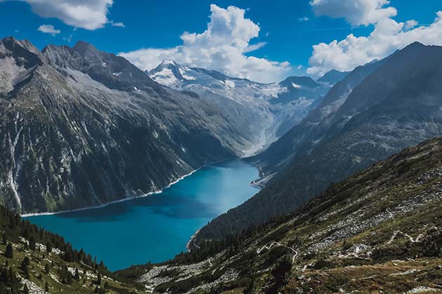 山管人丁水管财，沈阳墓园山水自有奇妙之处